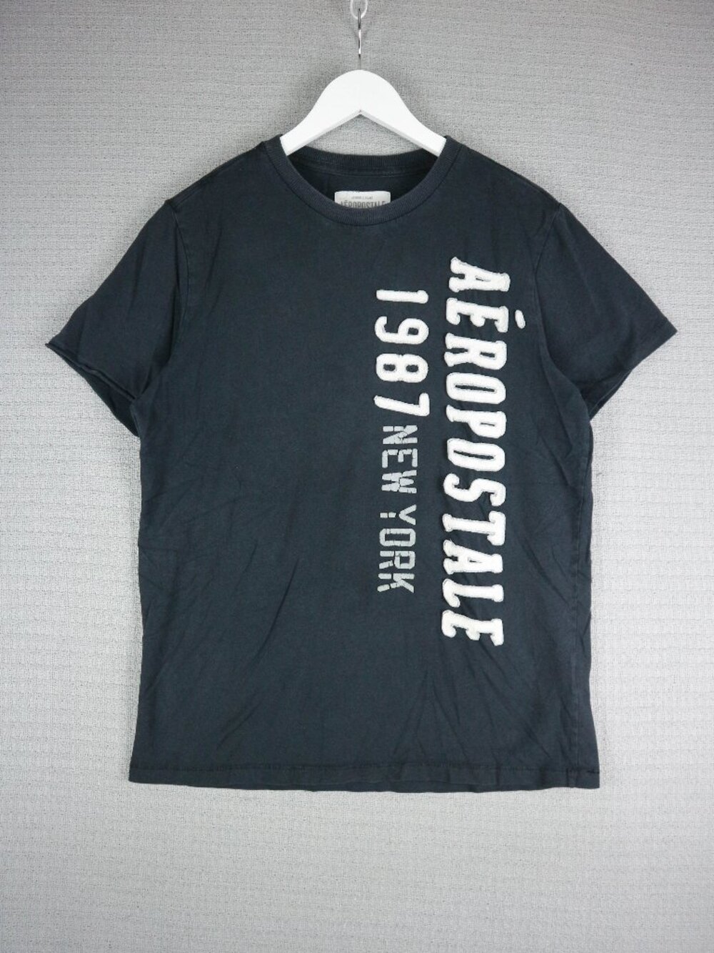 Aeropostale Spellout Black Cotton Tee Mens Medium